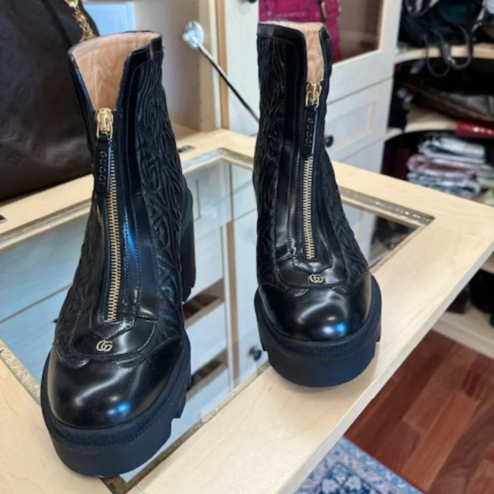 Gucci Double G Logo Leather Booties Size 37.5 - Picture 3 of 5